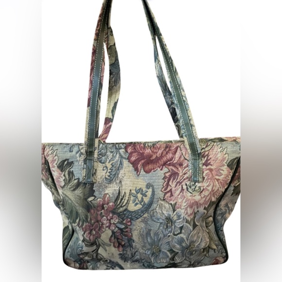 Diane VonFurstenburg floral brocade carry on tote. Excellent condition. - Picture 2 of 6